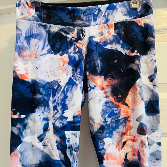 Adidas “Climate” Workout Leggings - Picture 4 of 6